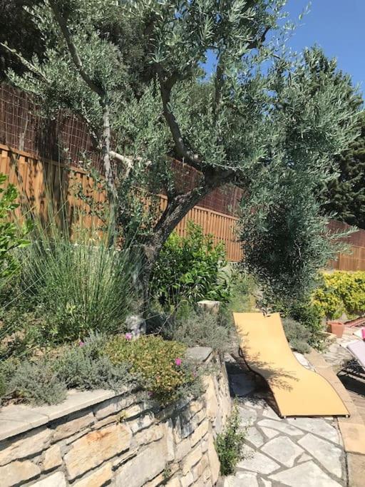 Appartement Sur La Colline Avec Acces Piscine Volx Exterior foto