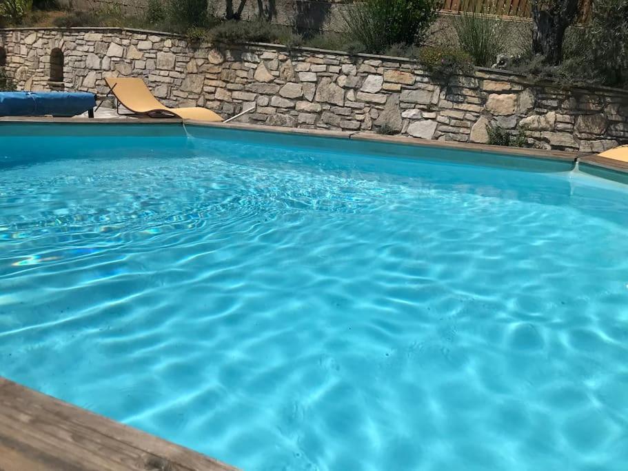 Appartement Sur La Colline Avec Acces Piscine Volx Exterior foto